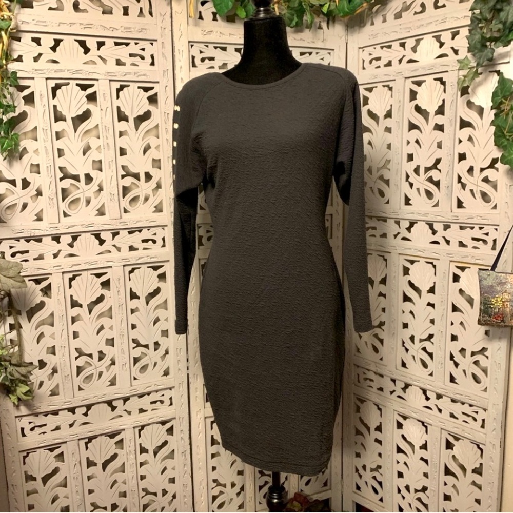 DRESSY TESSY BEAUTIFUL BOLD BLACK FITTED LONG SLEEVE STRETCHY MIDI DRESS